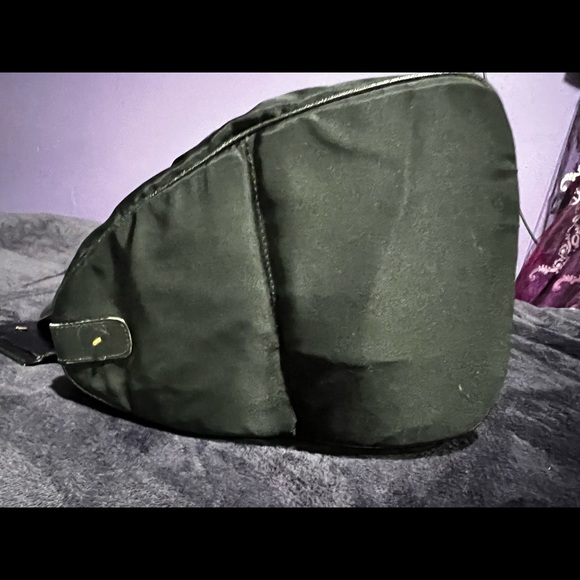 COPY - 100% AUTHENTIC Prada tote - Picture 15 of 16